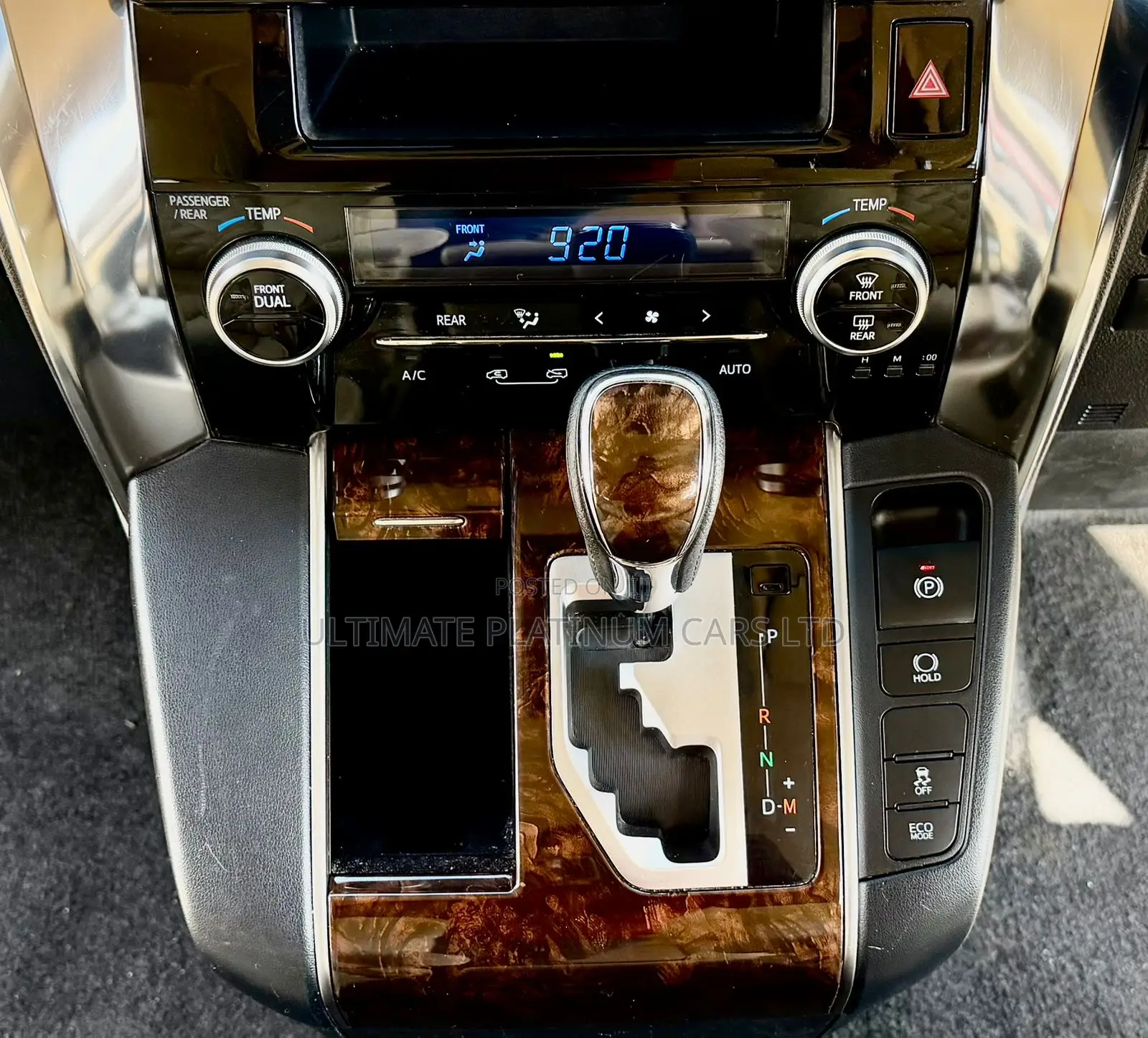 Toyota Alphard 2.5 Petrol AWD 2019 Pearl