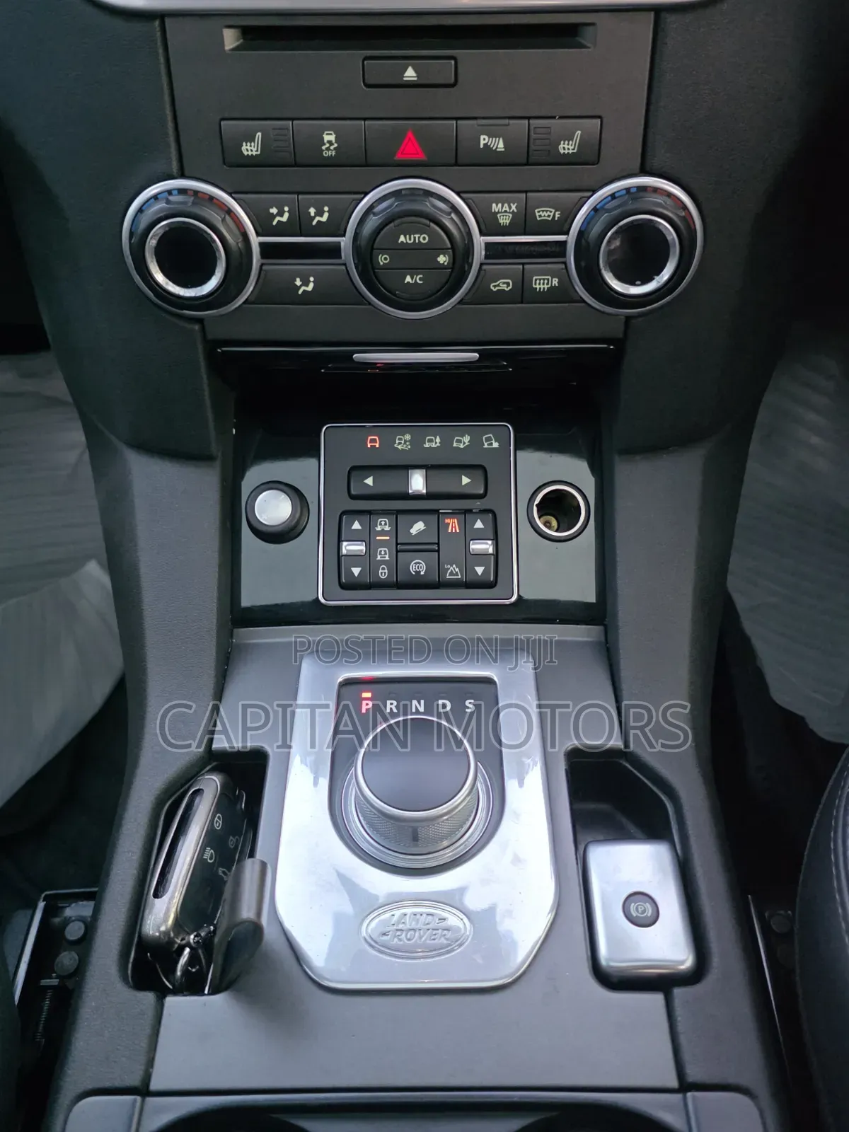 Land Rover Discovery 2016 Gray