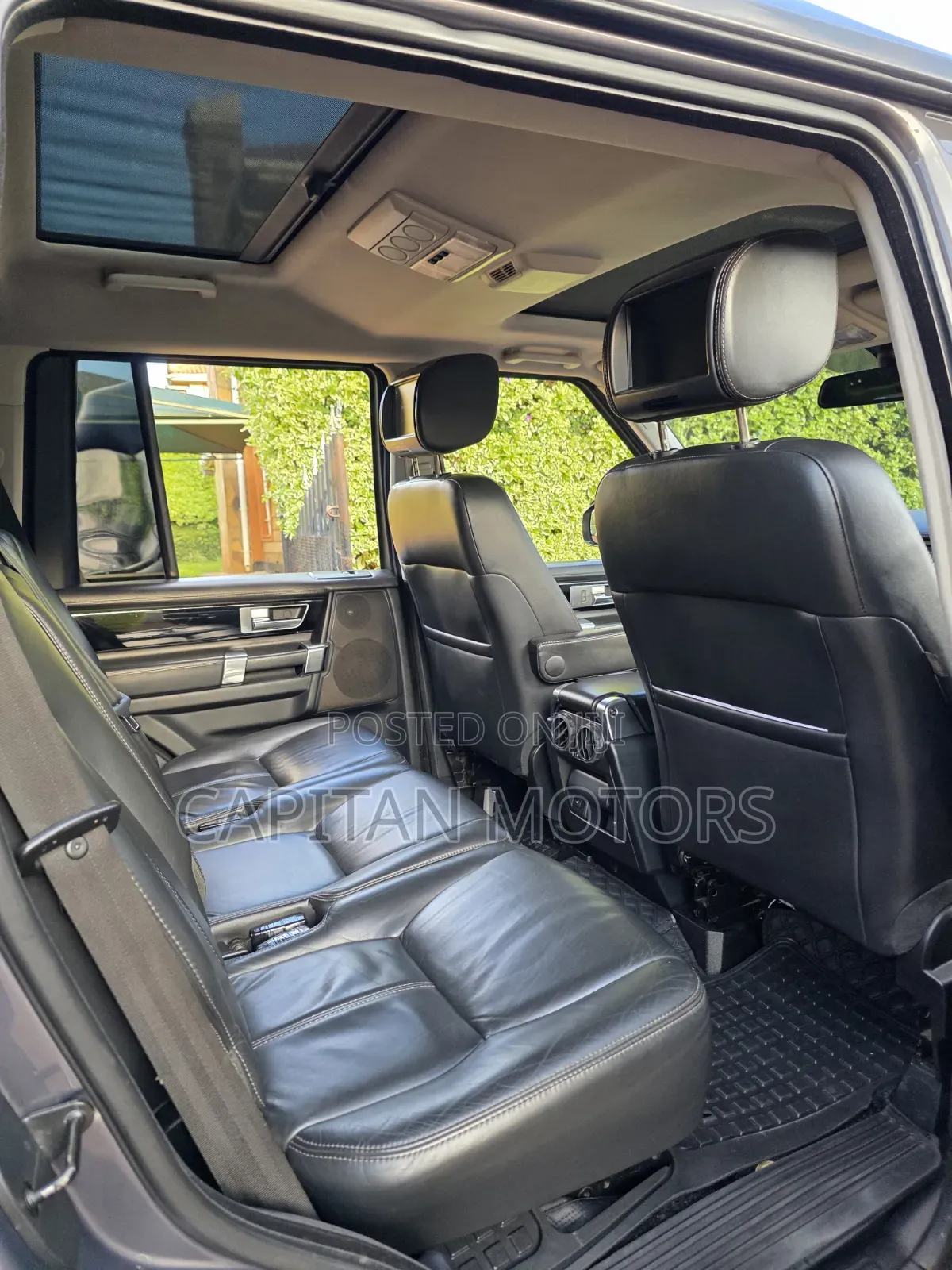 Land Rover Discovery 2016 Gray
