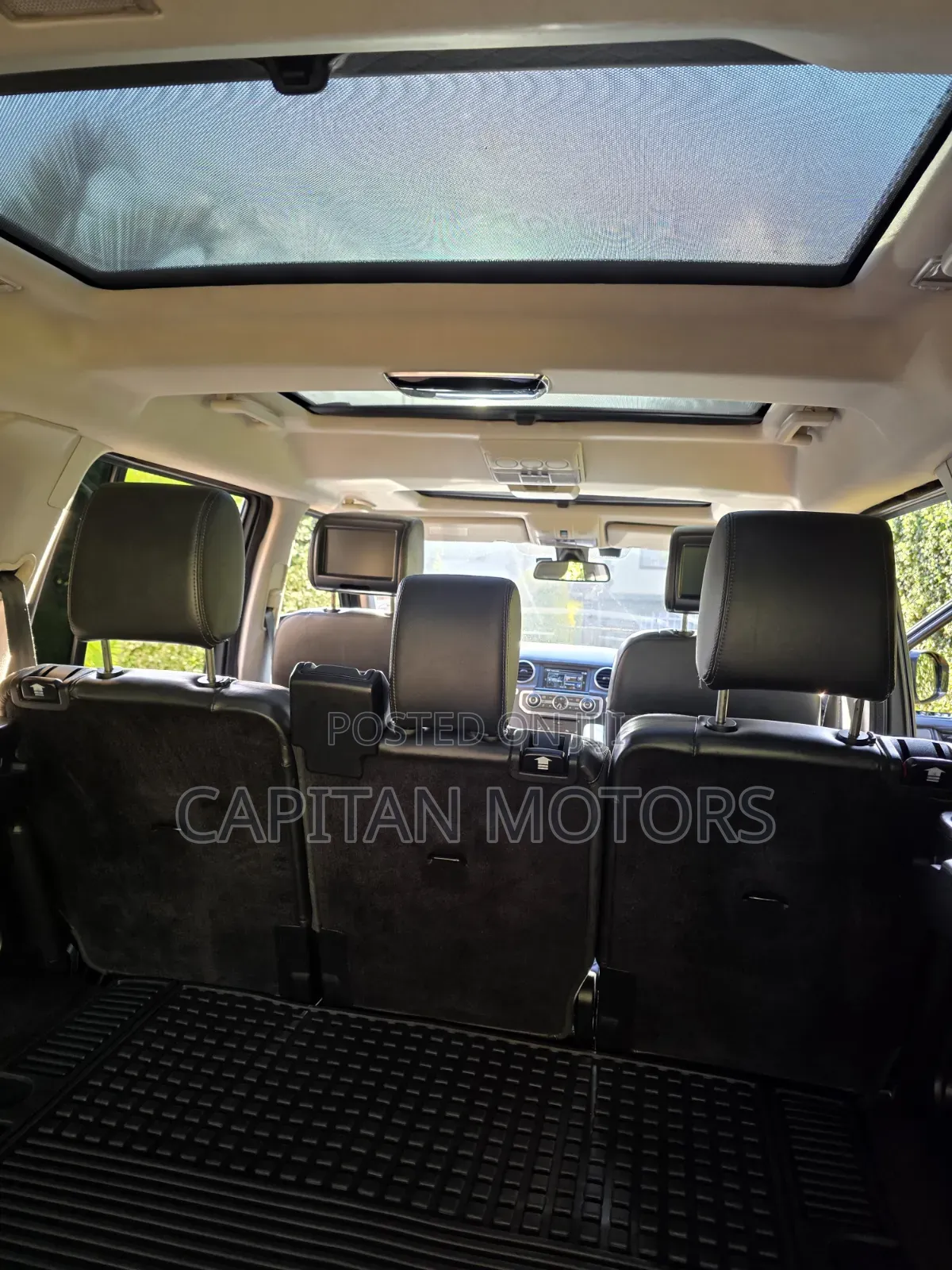 Land Rover Discovery 2016 Gray