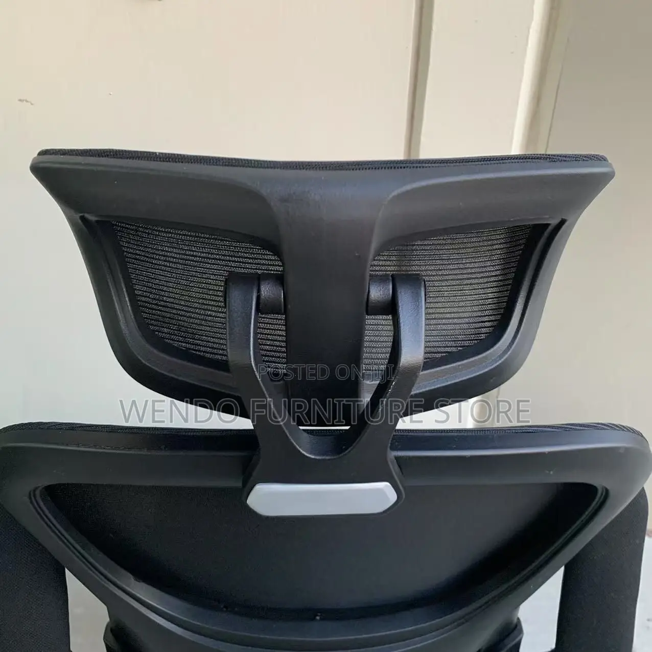 Office Chair : Black Ergonomic Mesh High-Back Office Chair