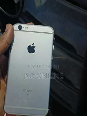 Apple iPhone 6s 32 GB Silver