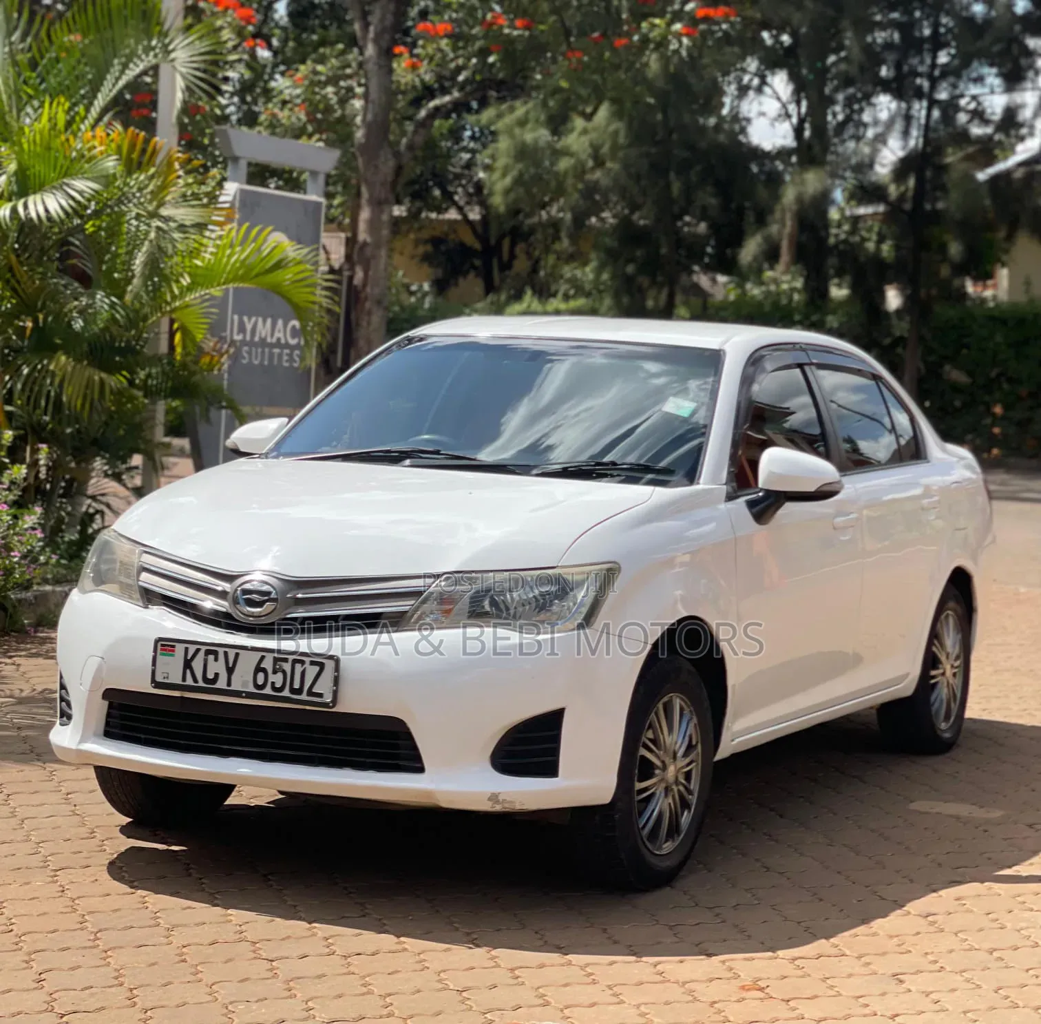 Toyota Axio 1.5 G 2WD 2013 White