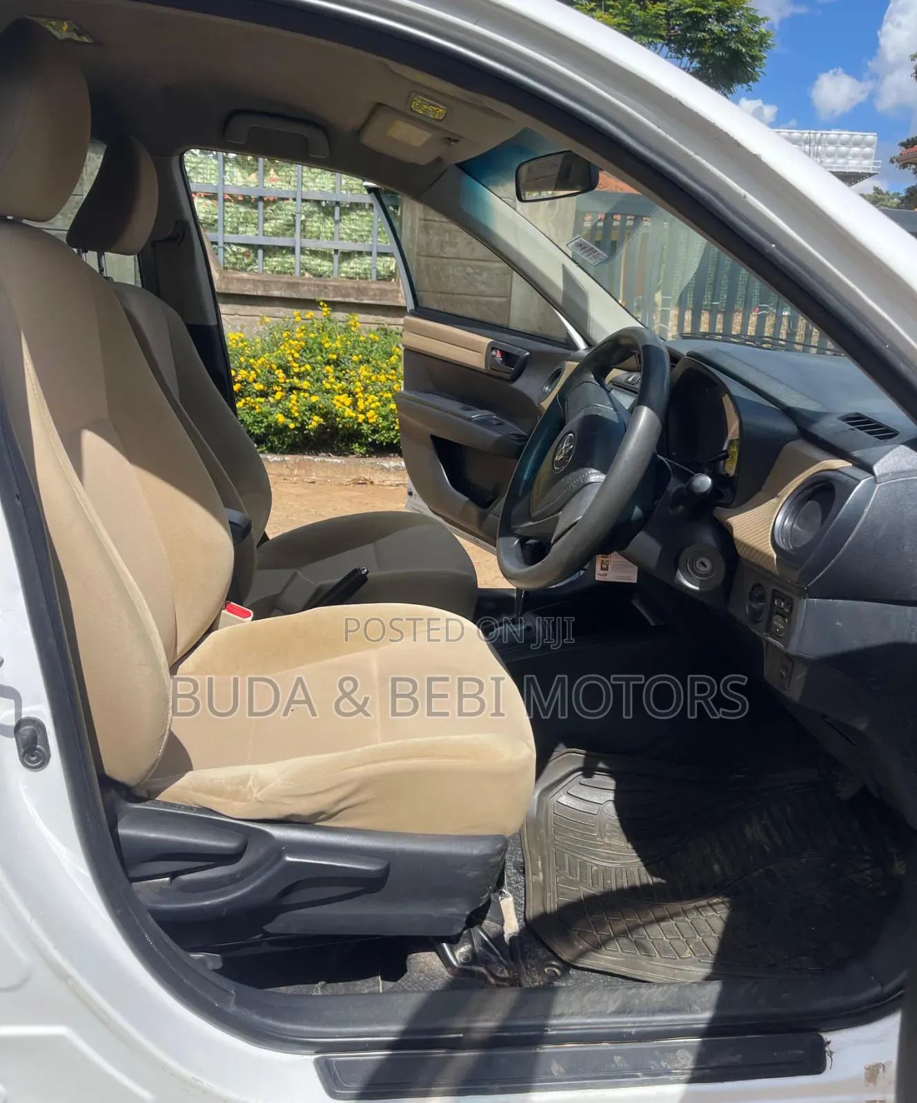 Toyota Axio 1.5 G 2WD 2013 White