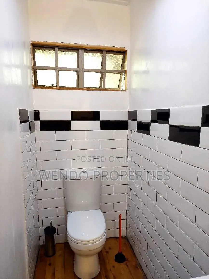 2bdrm Bungalow in Karen for rent