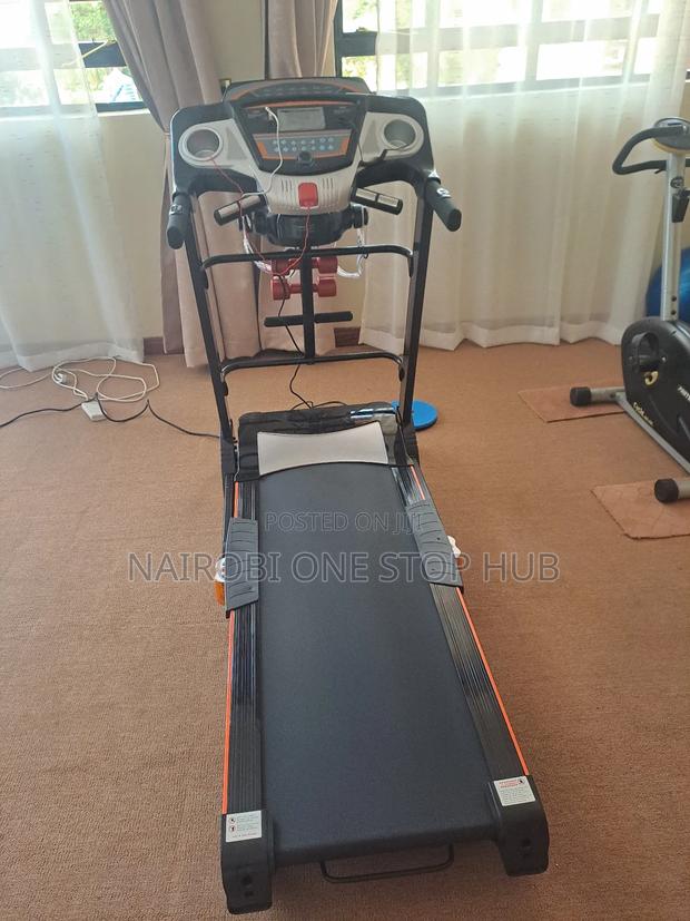 HRS T400ms Sports Treadmill 3.5hp Auto Incline - thumbnail 2