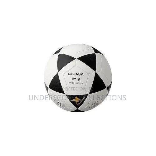 Mikasa Pc5 Size 5 Synthetic Leather Soccer Ball - thumbnail 2