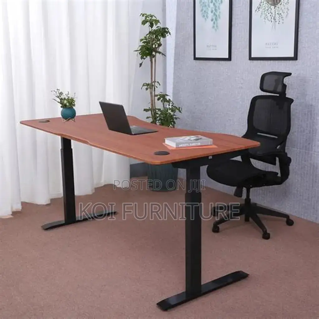 Office Desk; Etr5 1.4 Meters Electric Adjustable Office Desk