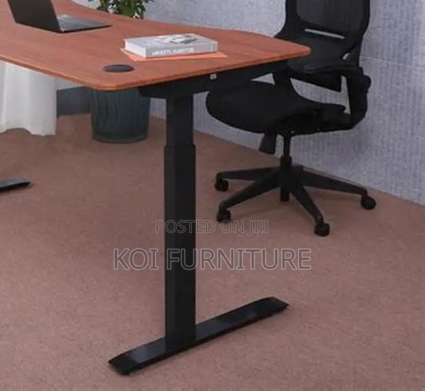 Office Desk; Etr5 1.4 Meters Electric Adjustable Office Desk - thumbnail 4