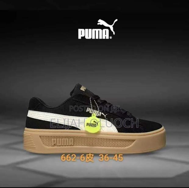 Puma Smash Platform “Black Suede V3 “
Quality Leather  - thumbnail 3