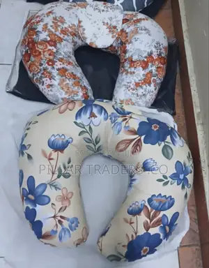Soft U-shaped Neck Support Pillow