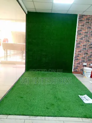 Artificial Lawn Grass Carpet for Stylish Compound Makeover