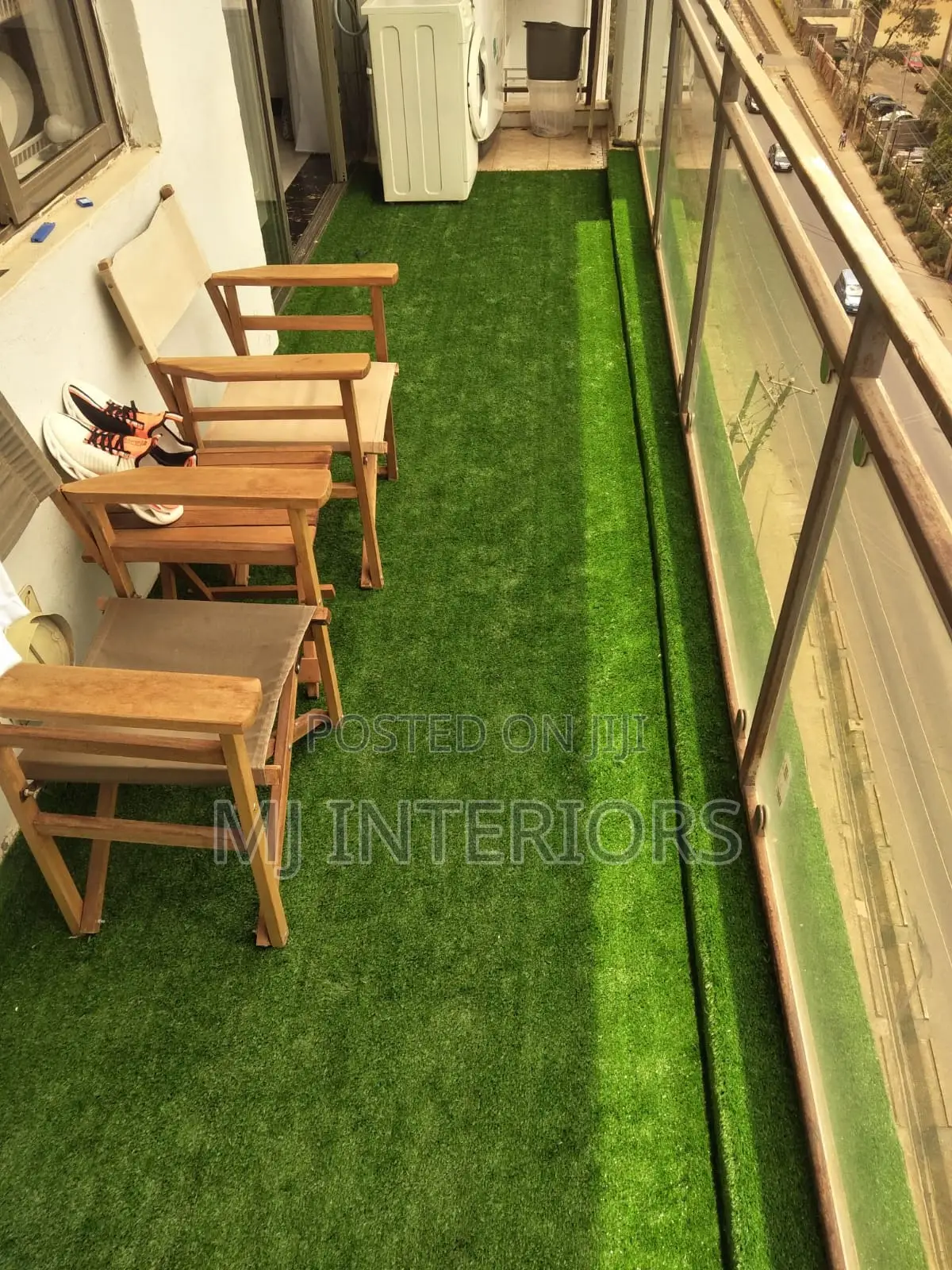 Soft Green Artificial Lawn Carpet for Relaxing Outdoor Spaces