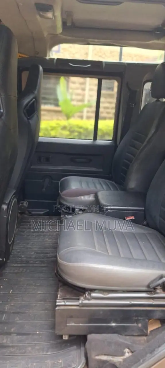 Land Rover Defender 2012 Brown