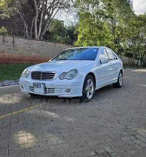 Mercedes-Benz C180 2007 White