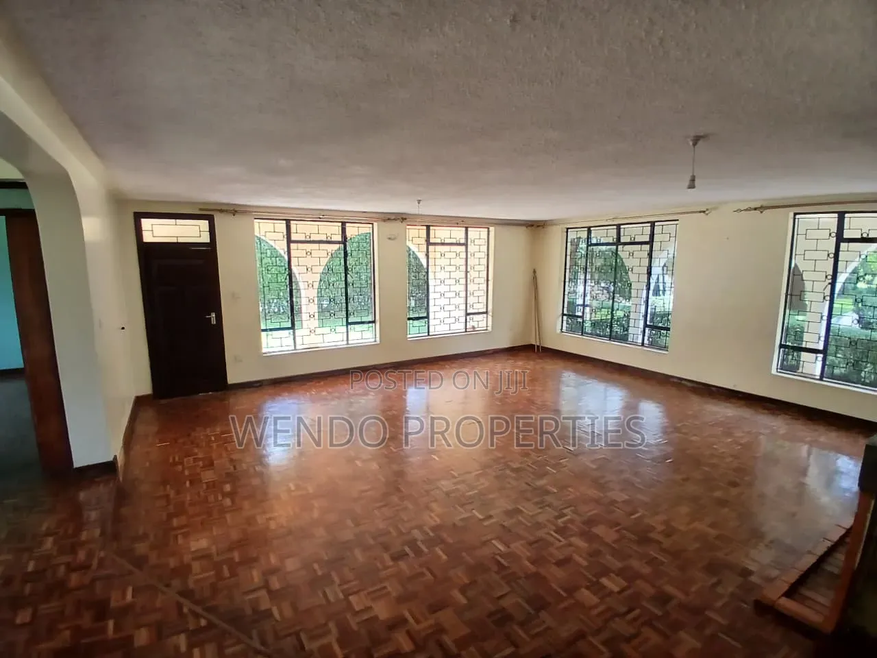 6bdrm Villa in Karen for rent