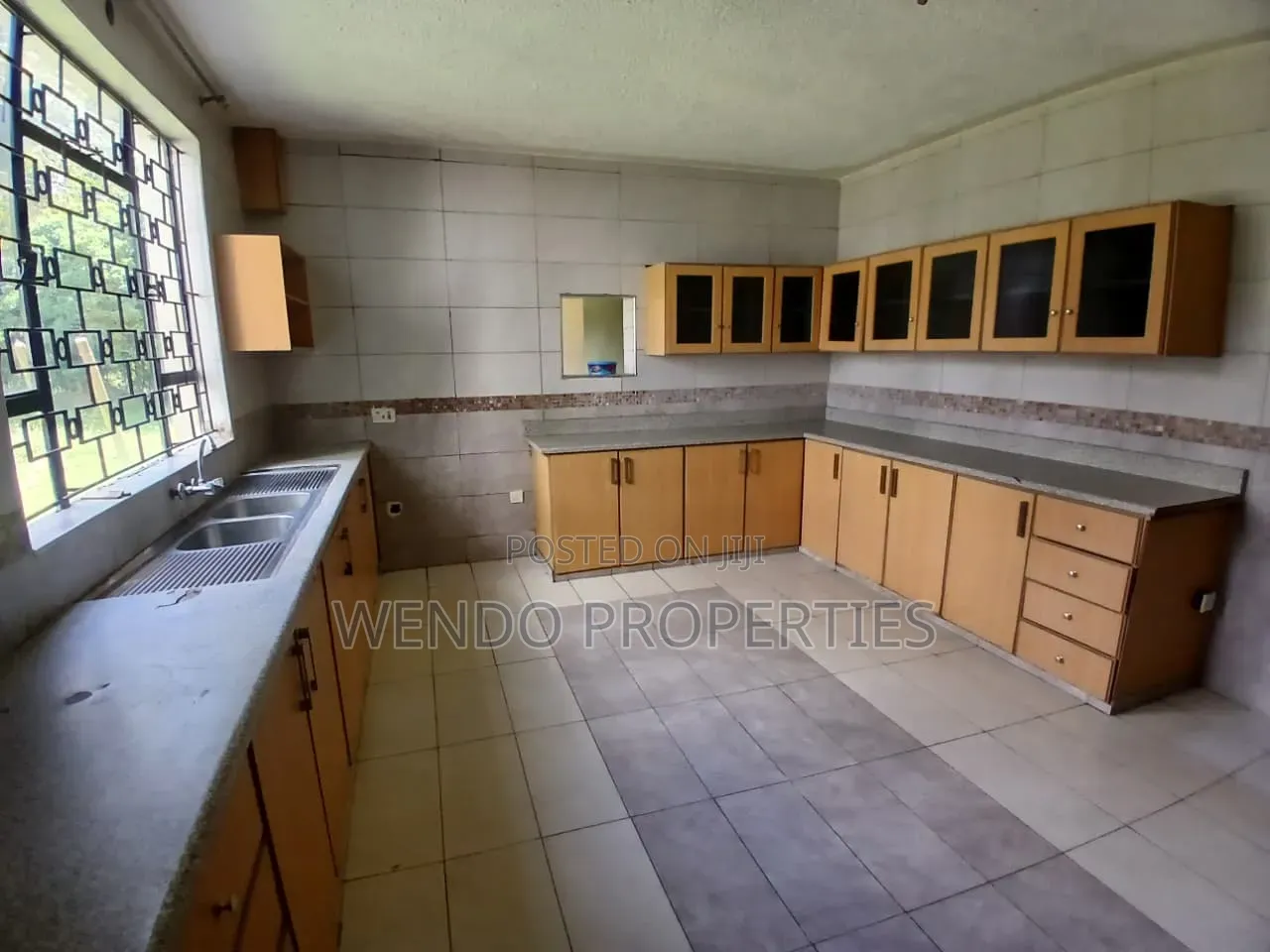 6bdrm Villa in Karen for rent
