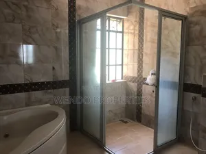 6bdrm Villa in Karen for rent