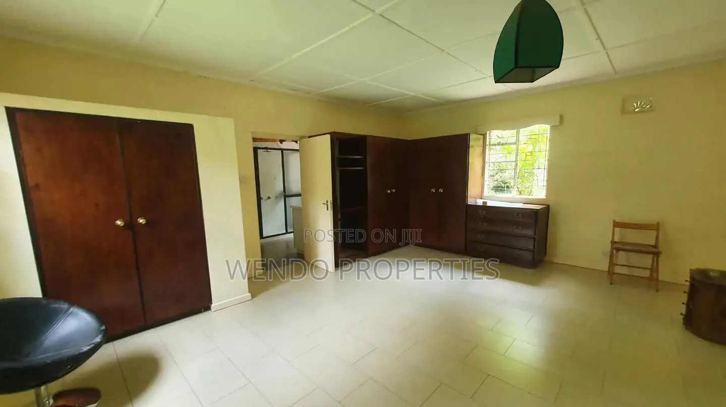 3bdrm Bungalow in Karen for rent