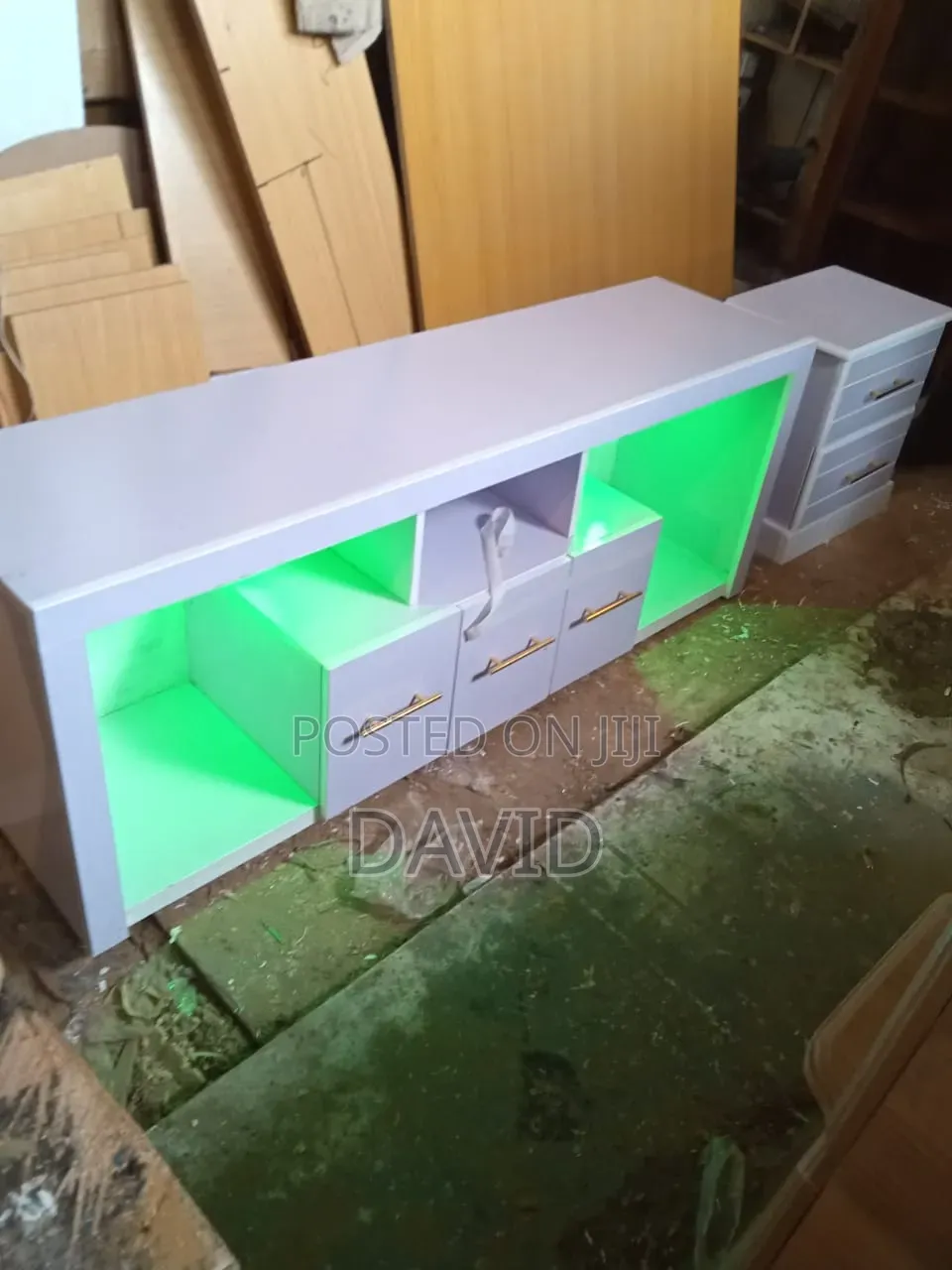 Solid Mahogany Tv Stands