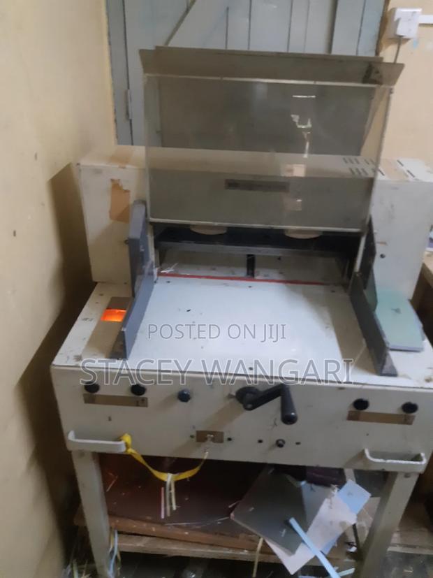 Book Cutting Machine - main view