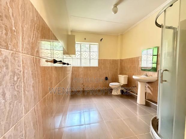 4bdrm Villa in Hardy for rent - thumbnail 20