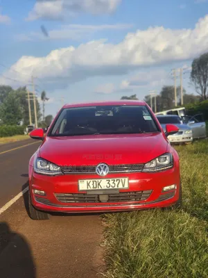 Volkswagen Golf 2015 Red