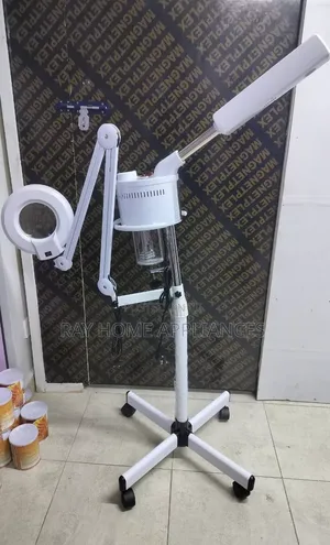 Hot Facial Steamer With Magnifying Glass