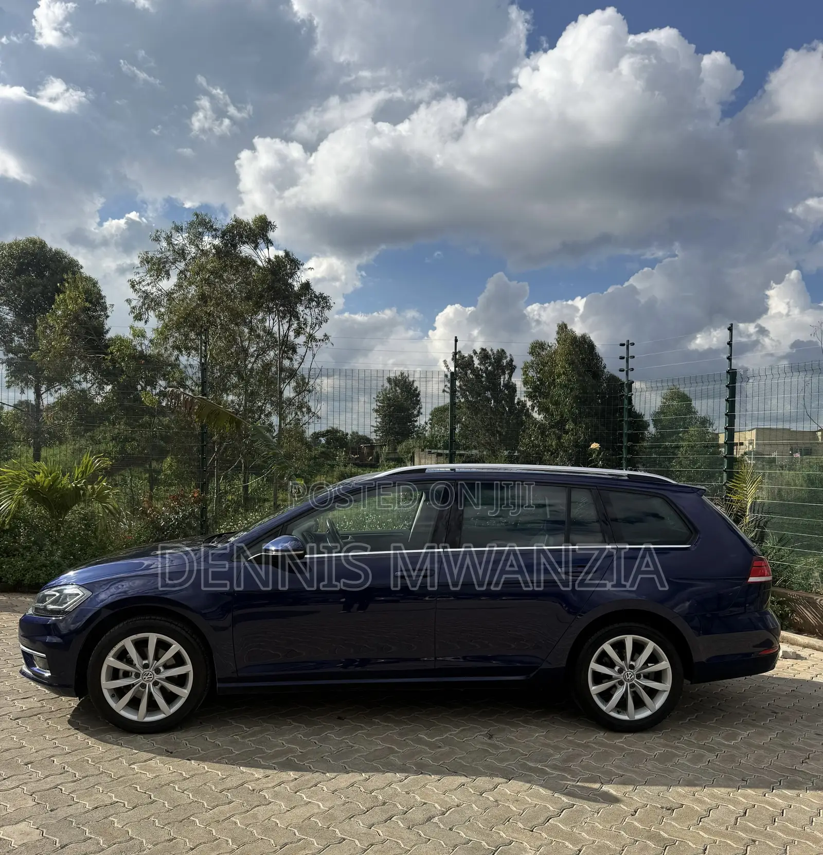 Volkswagen Golf 2019 Blue