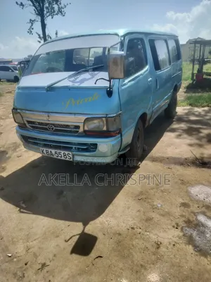 Toyota HiAce 2012 Blue