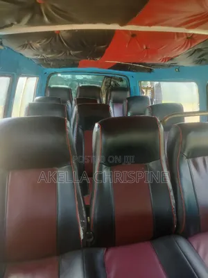 Toyota HiAce 2012 Blue