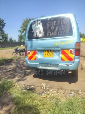 Toyota HiAce 2012 Blue