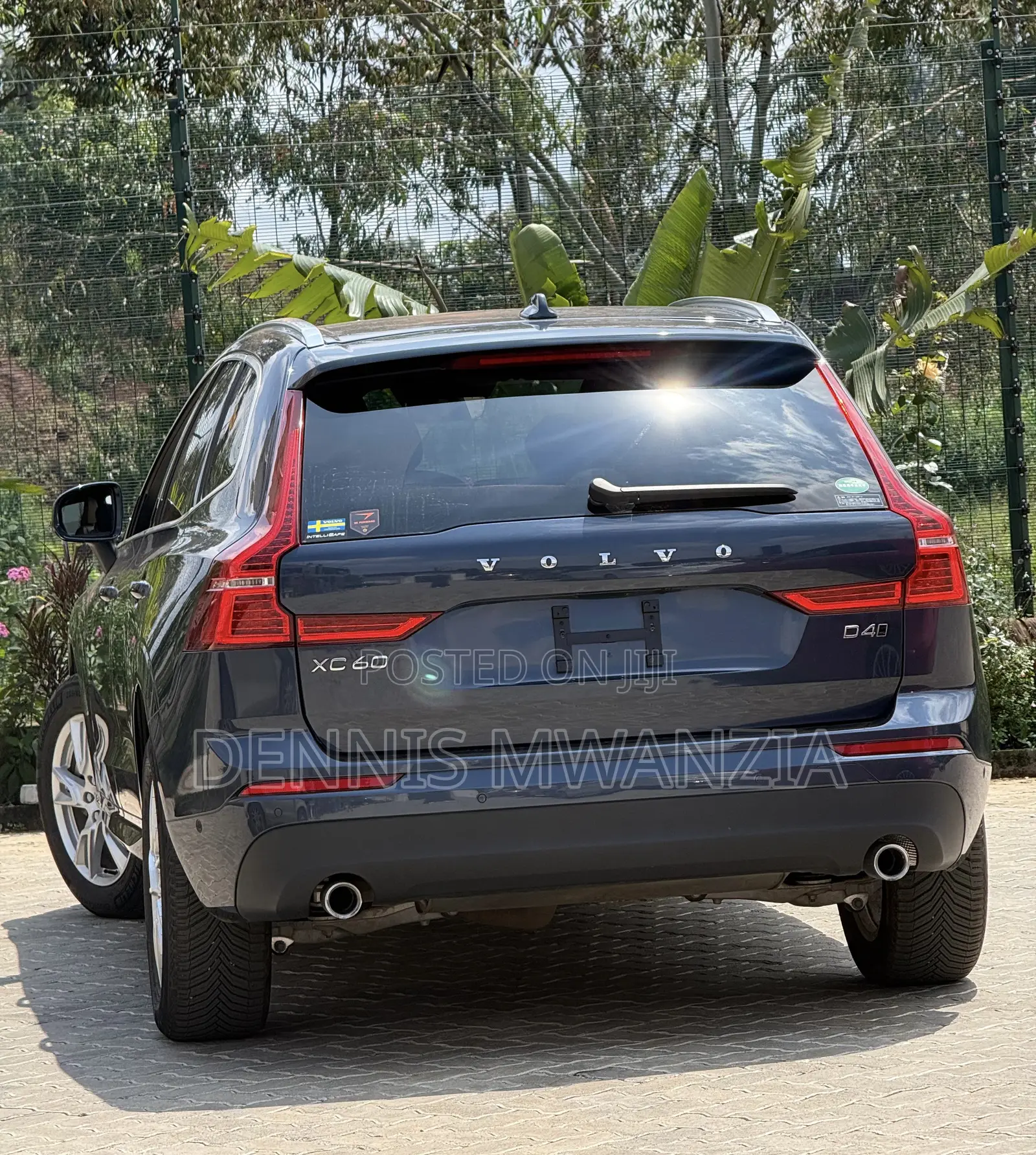 Volvo XC60 2019 Blue