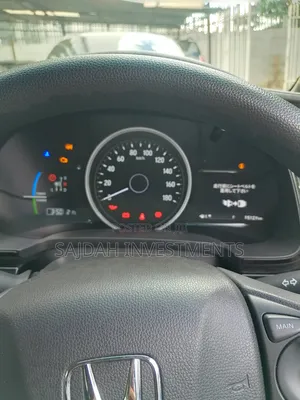 Honda Fit Shuttle 1.5 Hybrid 4WD 2019 White