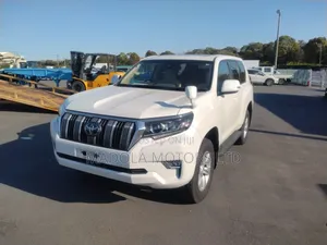 Toyota Land Cruiser Prado 2.7 2020 Pearl