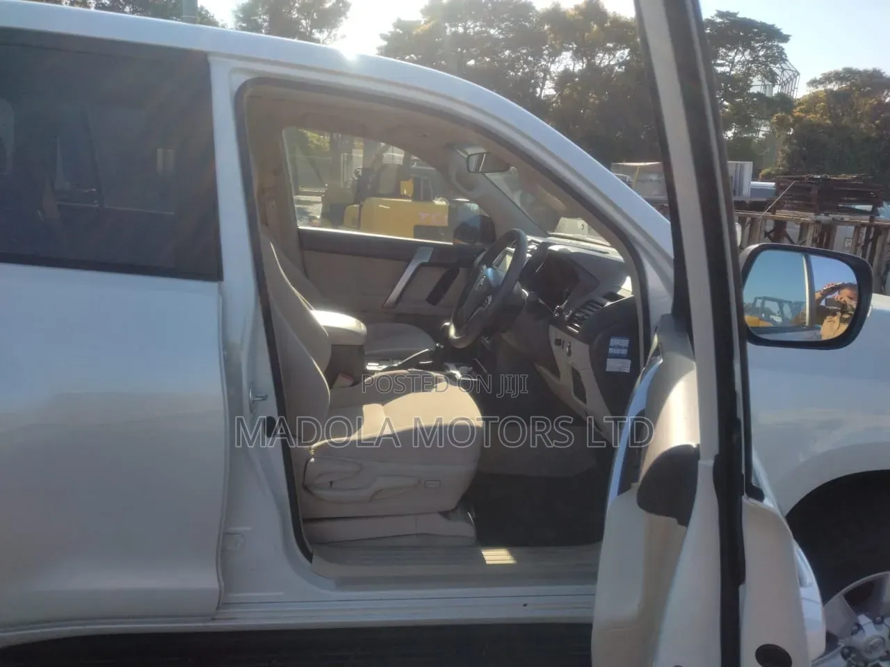 Toyota Land Cruiser Prado 2.7 2020 Pearl