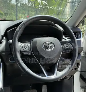 Toyota RAV4 2019 White