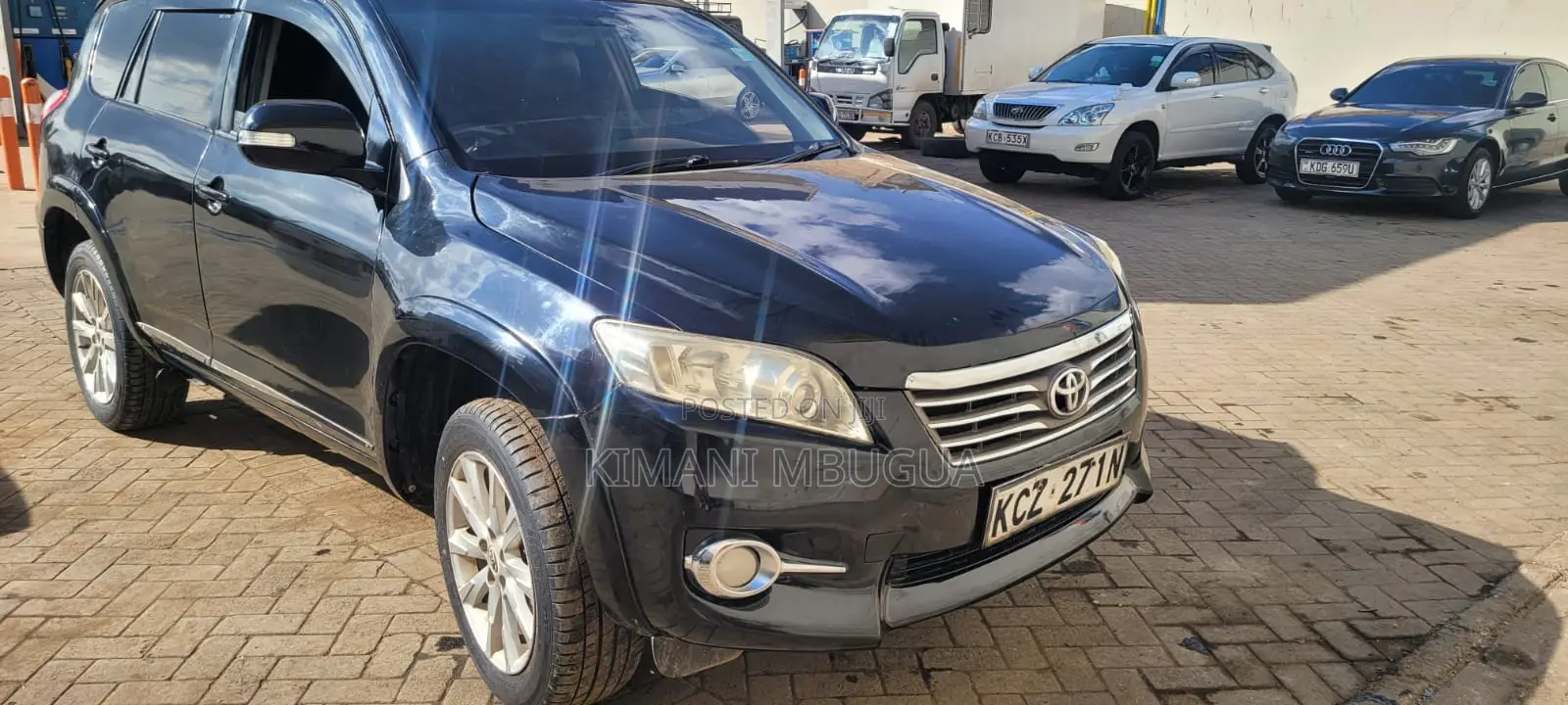 Toyota Vanguard 2013 Black