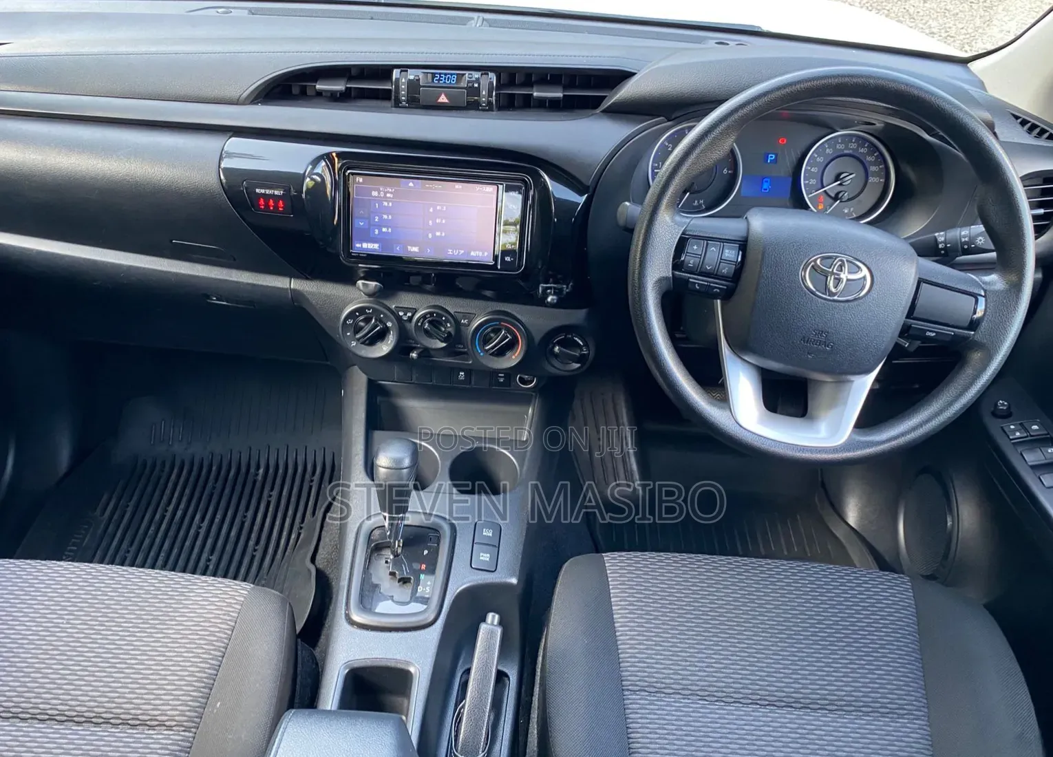 Toyota Hilux Revo Double Cab Deisel 2.4 AWD 2019 White