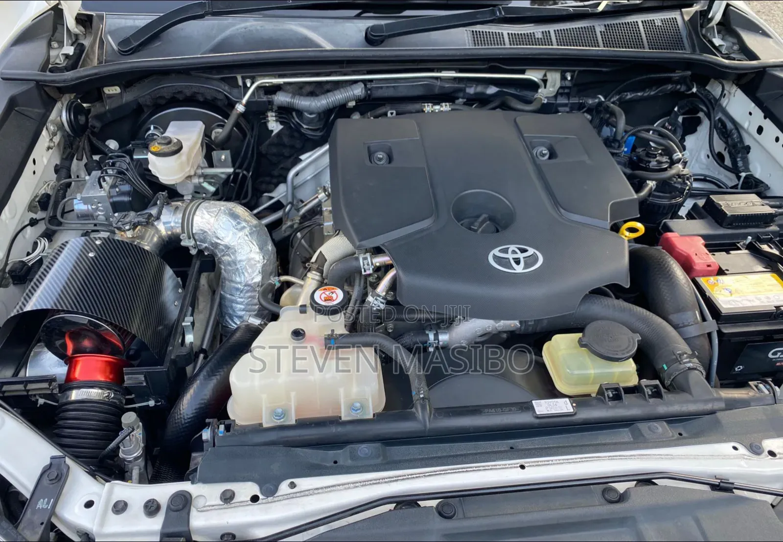 Toyota Hilux Revo Double Cab Deisel 2.4 AWD 2019 White