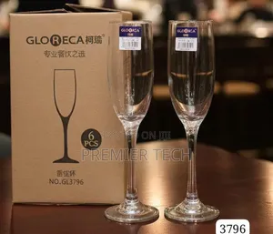 *Set of 6 Champagne Glasses