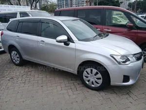 Toyota Corolla Fielder 2013 Silver