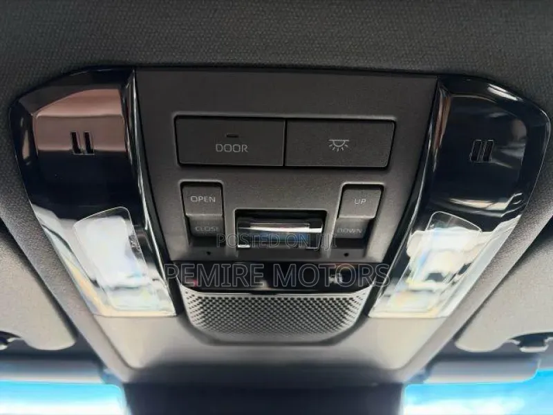 Toyota Land Cruiser Prado 2.8 2024 Brown
