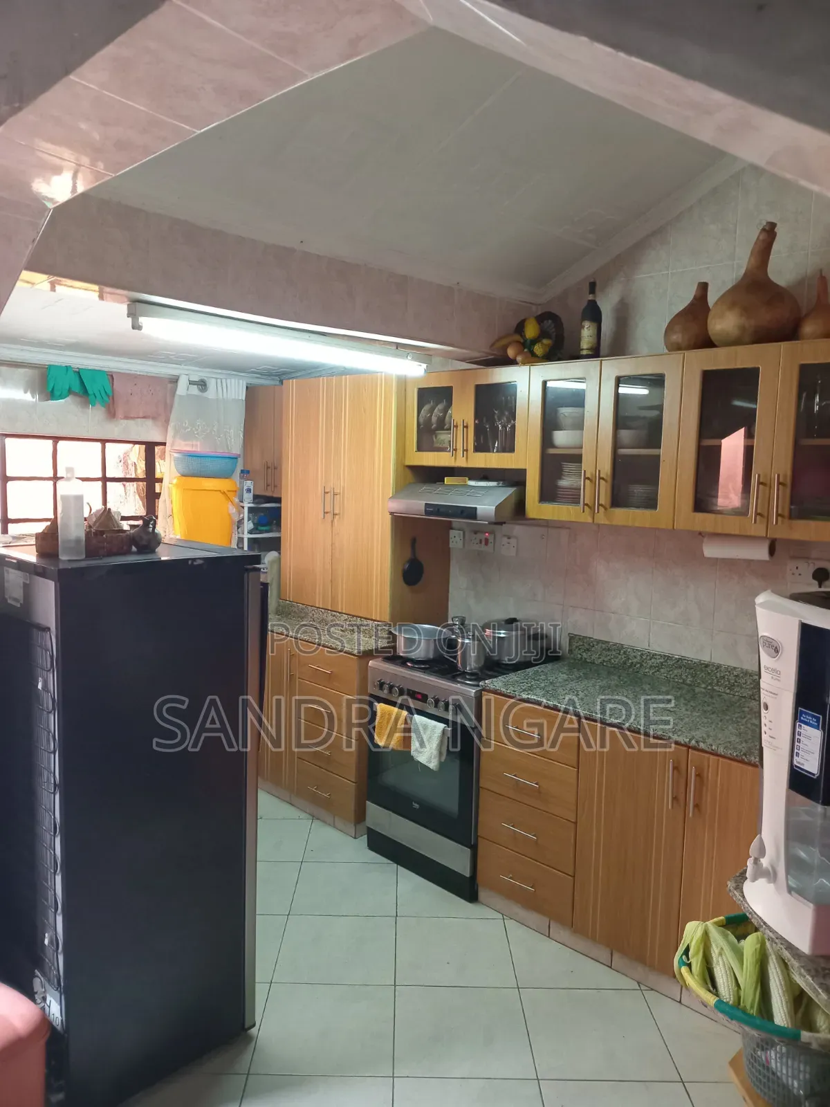 4bdrm Maisonette in Komarock Estate for sale