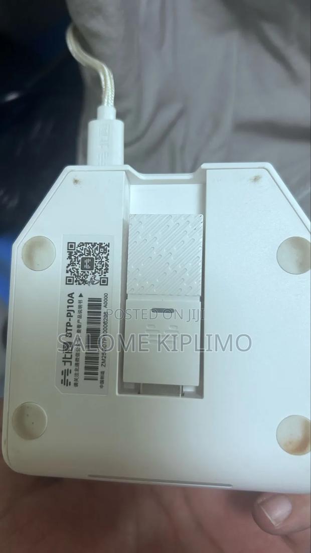 BTP-Pj10a Wireless Gaming Controller + Charging Dock - thumbnail 3