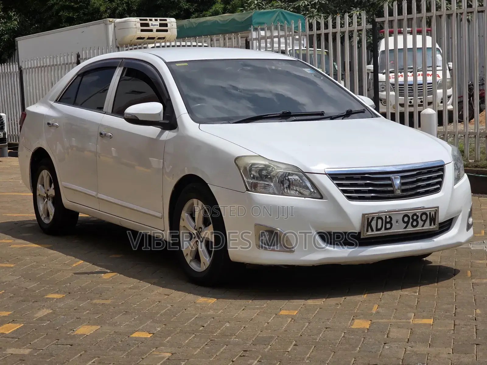 Toyota Premio 2013 White