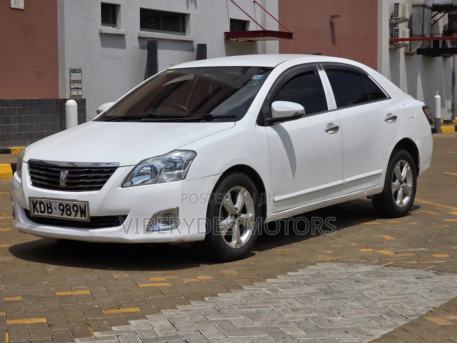 Toyota Premio 2013 White