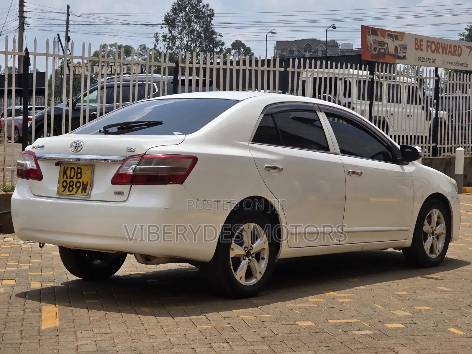 Toyota Premio 2013 White