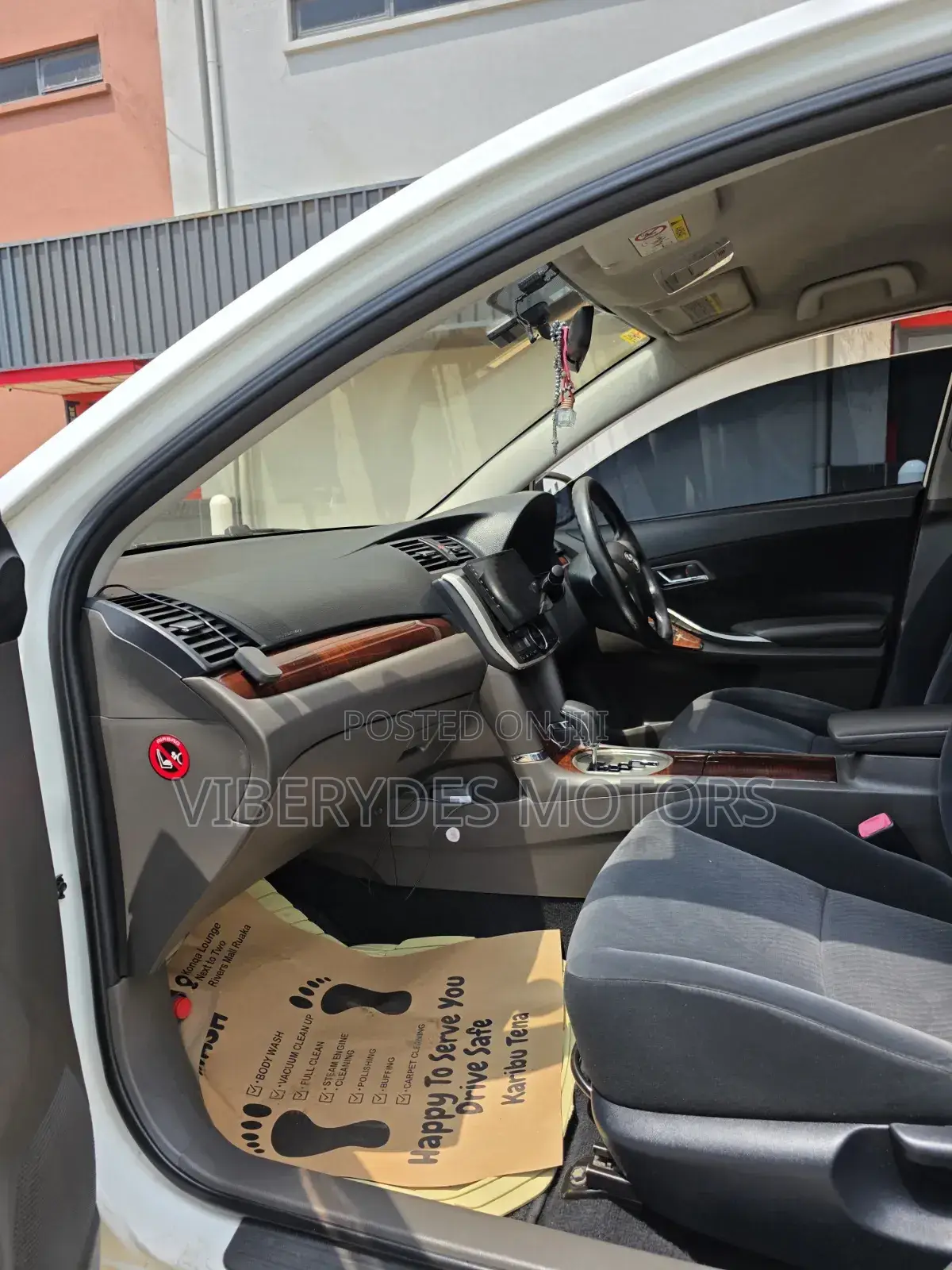 Toyota Premio 2013 White