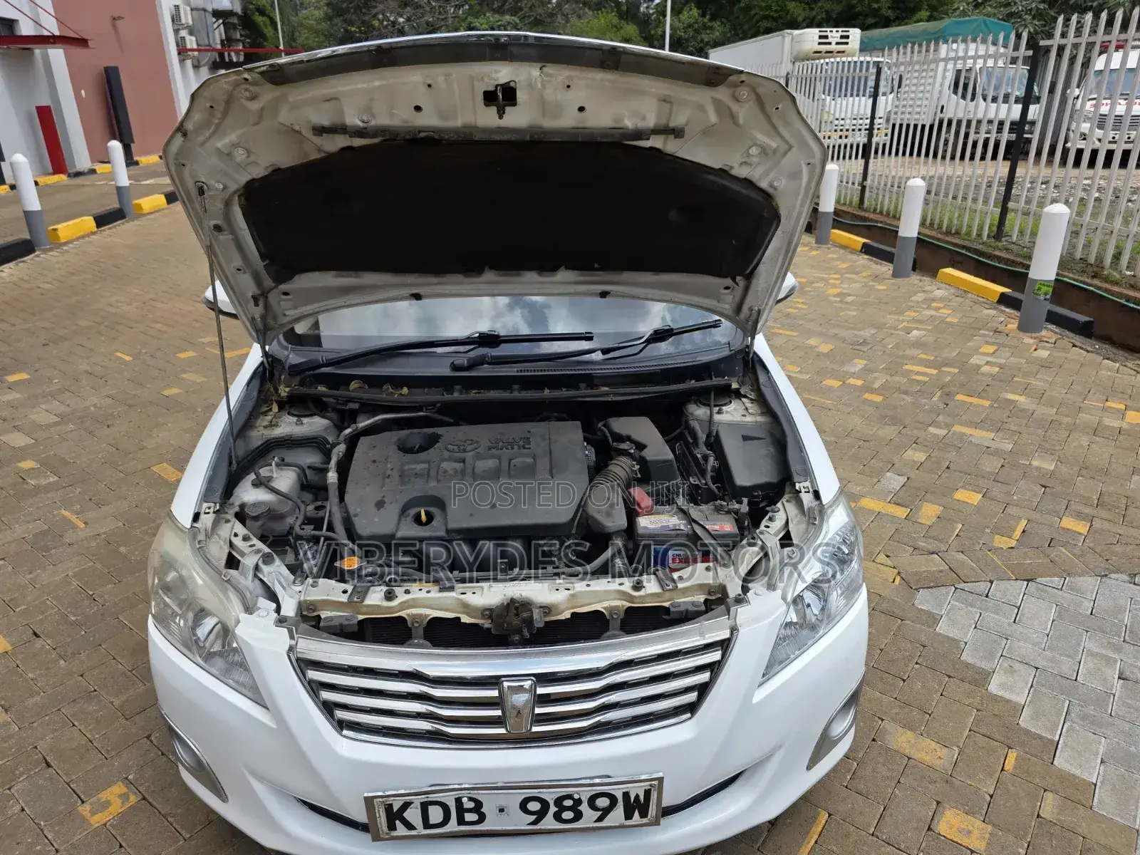 Toyota Premio 2013 White